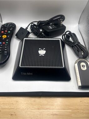 TiVo Mini TCDA92000 with RF remote And Accessories Tested